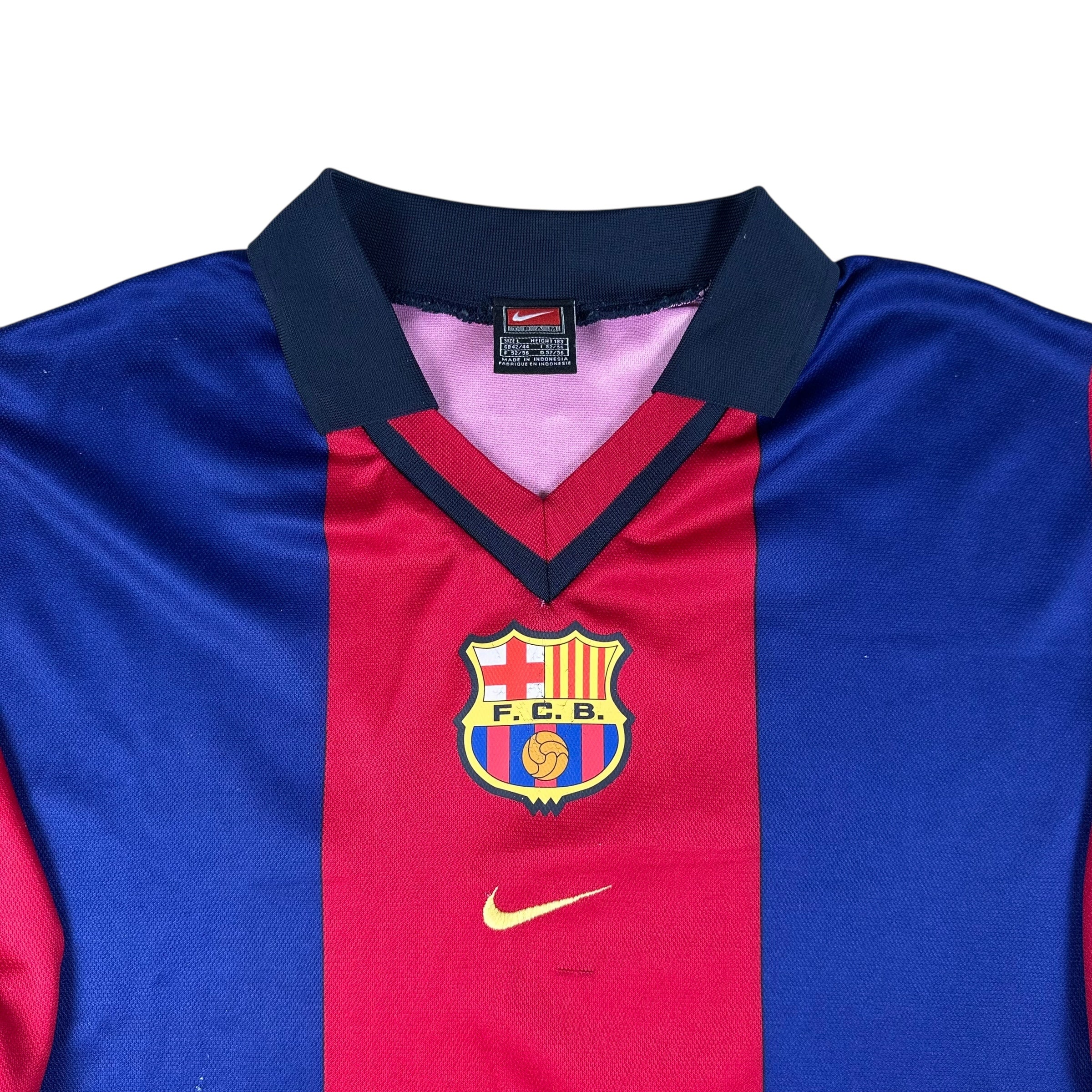 Barcelona 2000-01 Home Shirt (L) Rivaldo #10