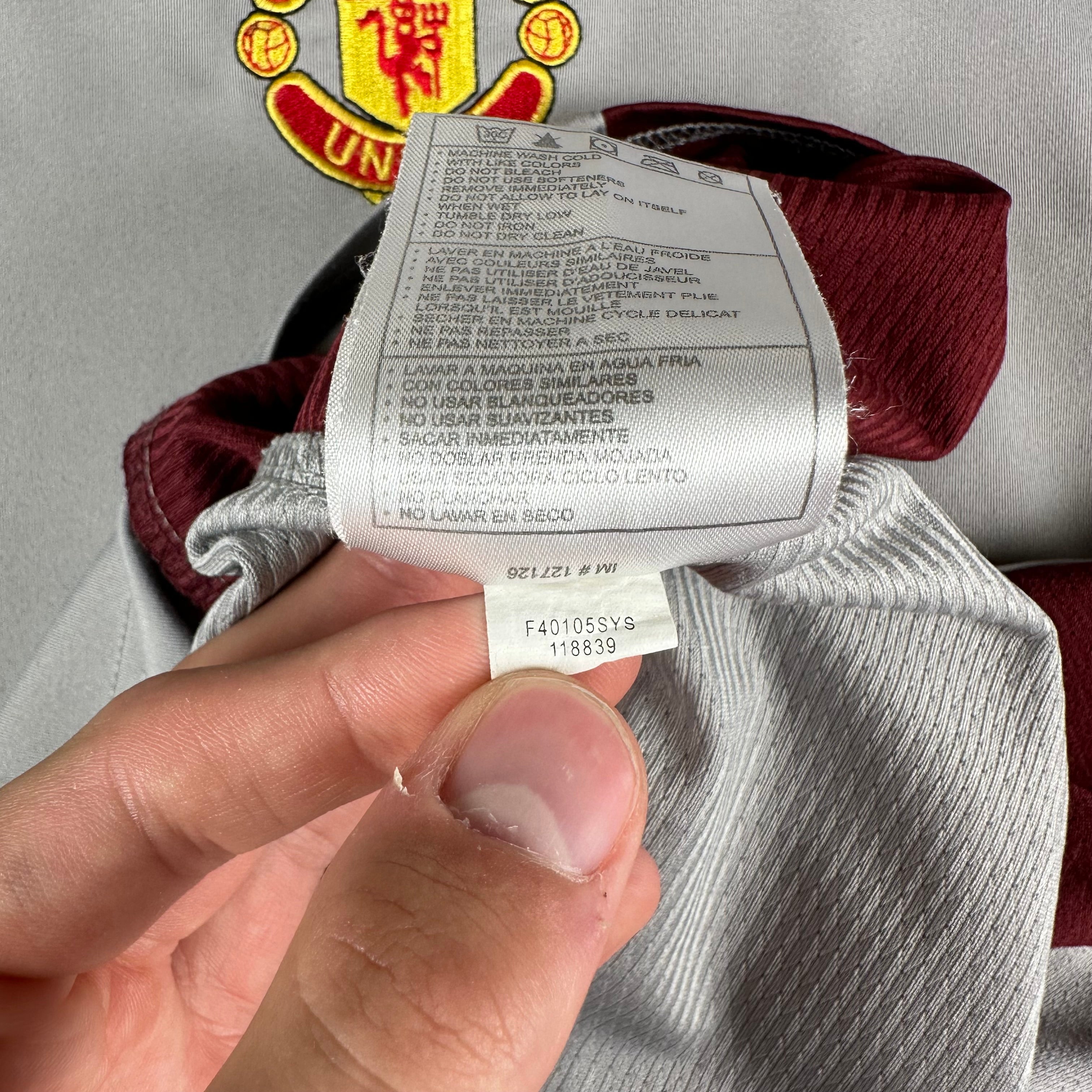 Manchester United 2004-05 Training Shirt (L)