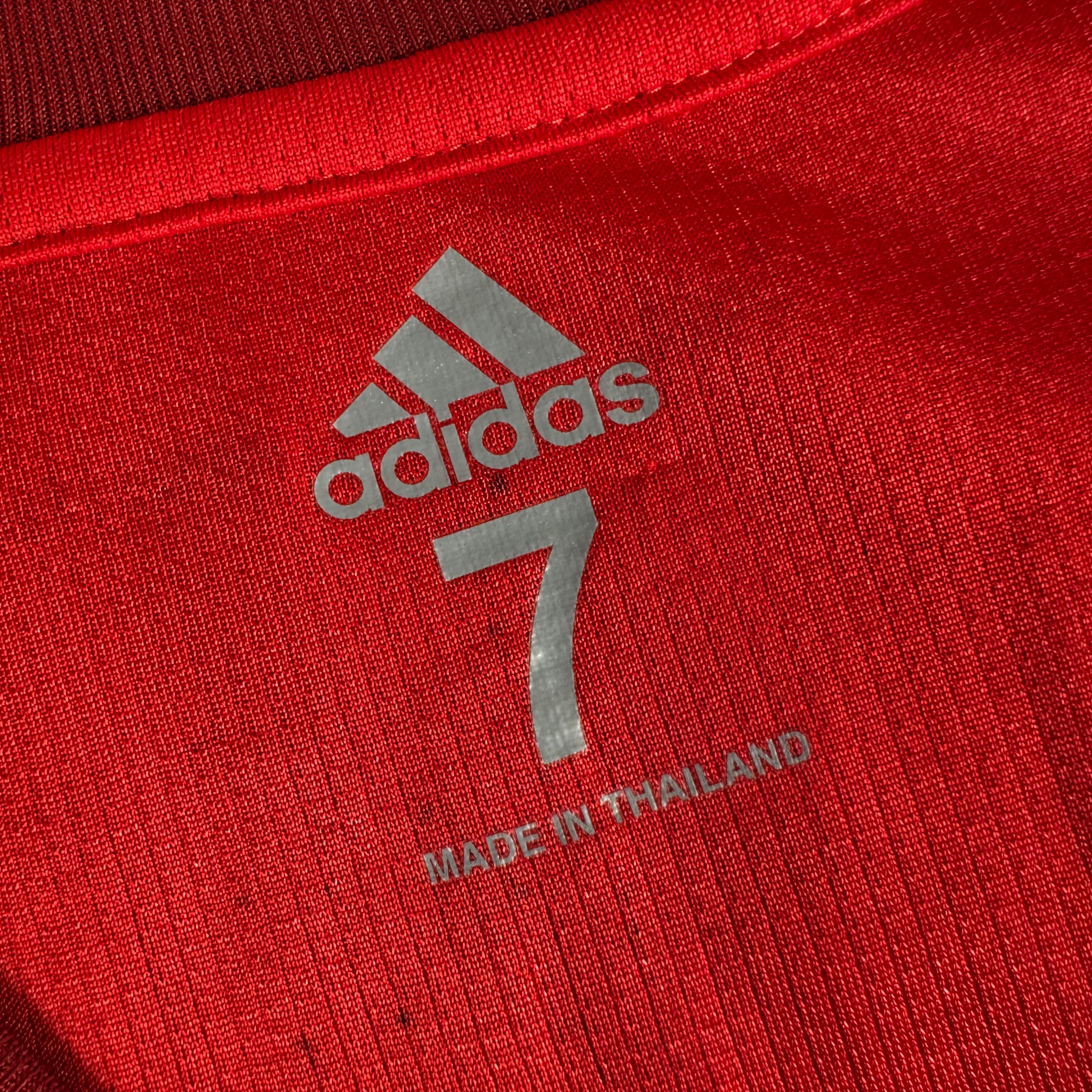 Bayern Munich 2015-16 Player-Issue/Worn Home Shirt (L) Ribery #7