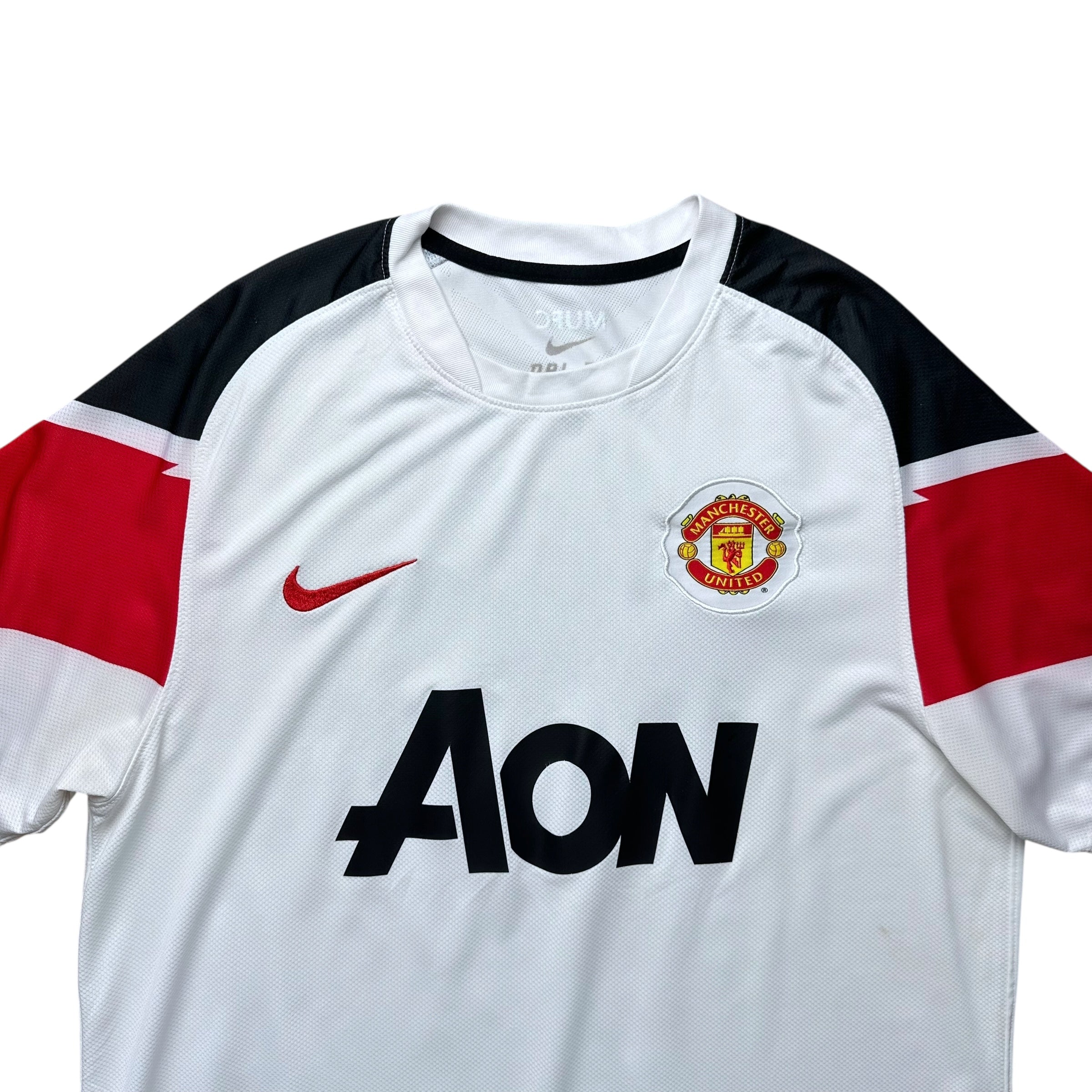 Manchester United 2010-11 Away Shirt (M) Nani #17