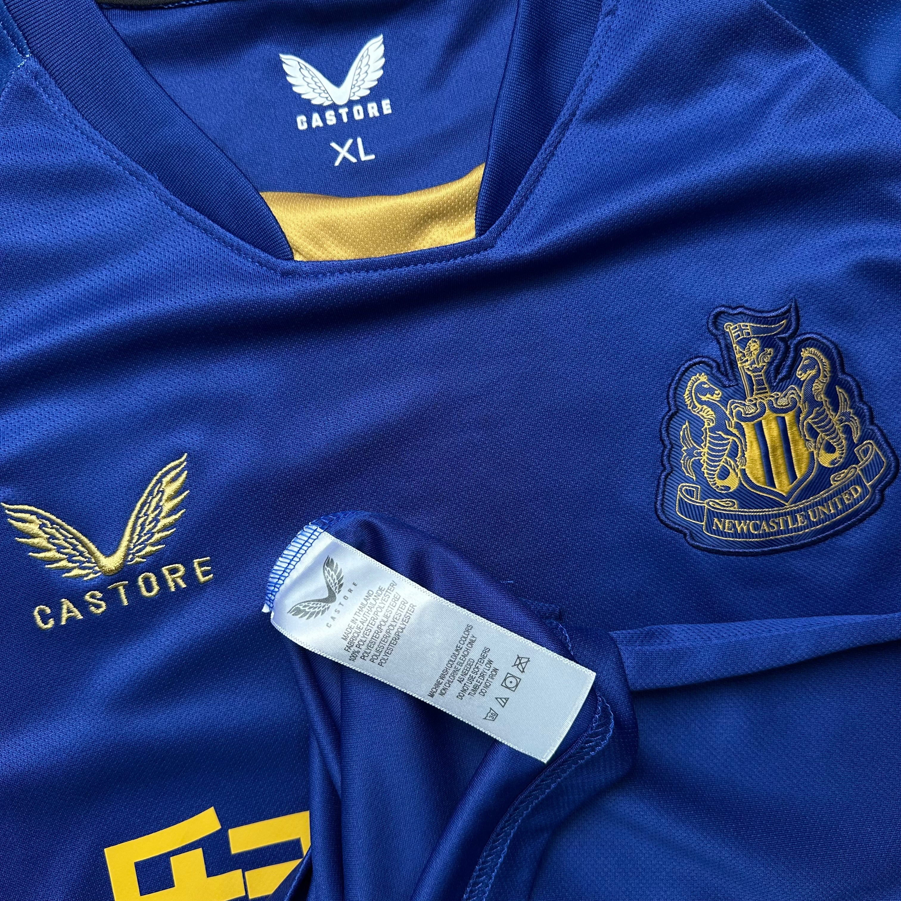 Newcastle 2022-23 Away Shirt (XL) Almiron #24