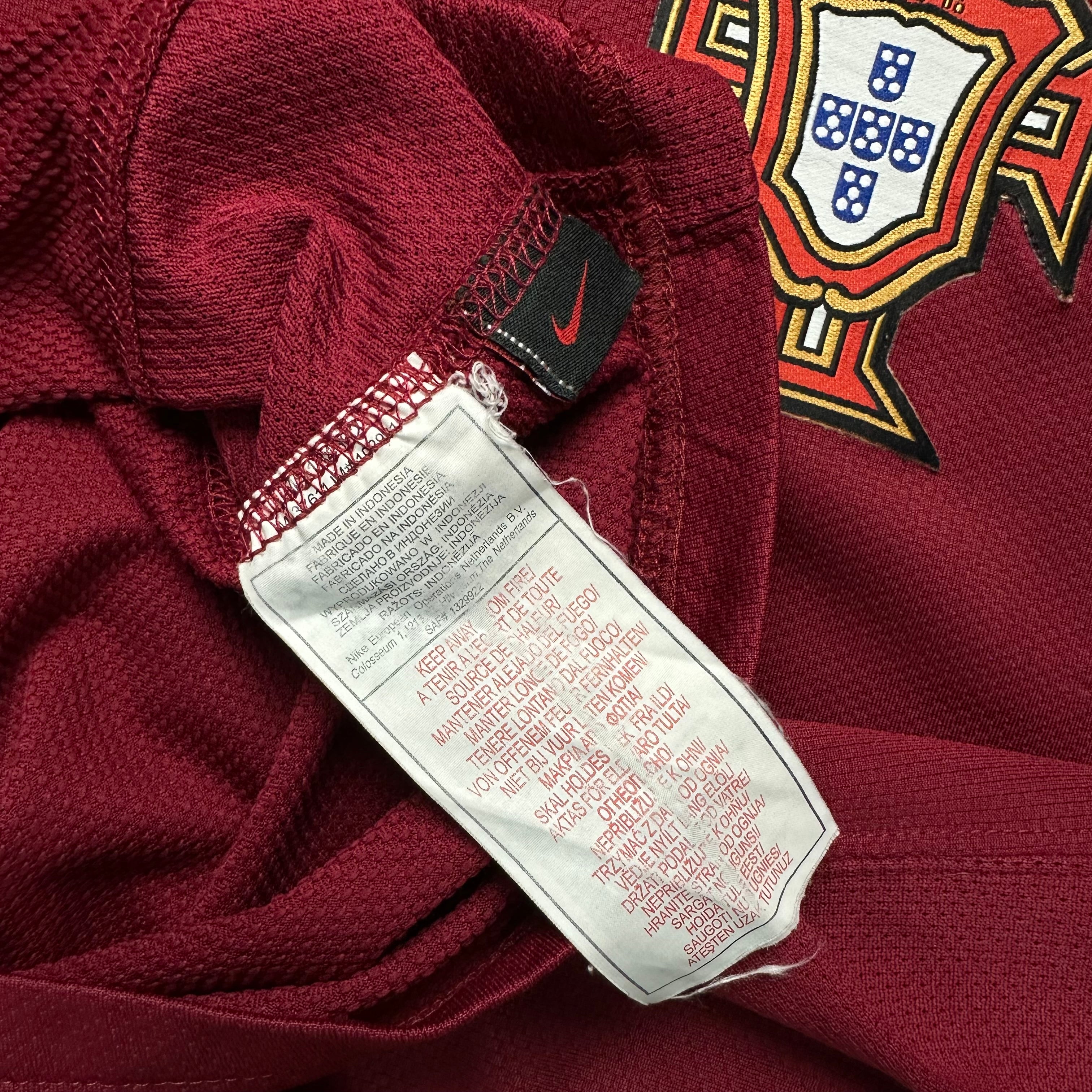 Portugal 2006 Home Shirt (L) C.Ronaldo #17