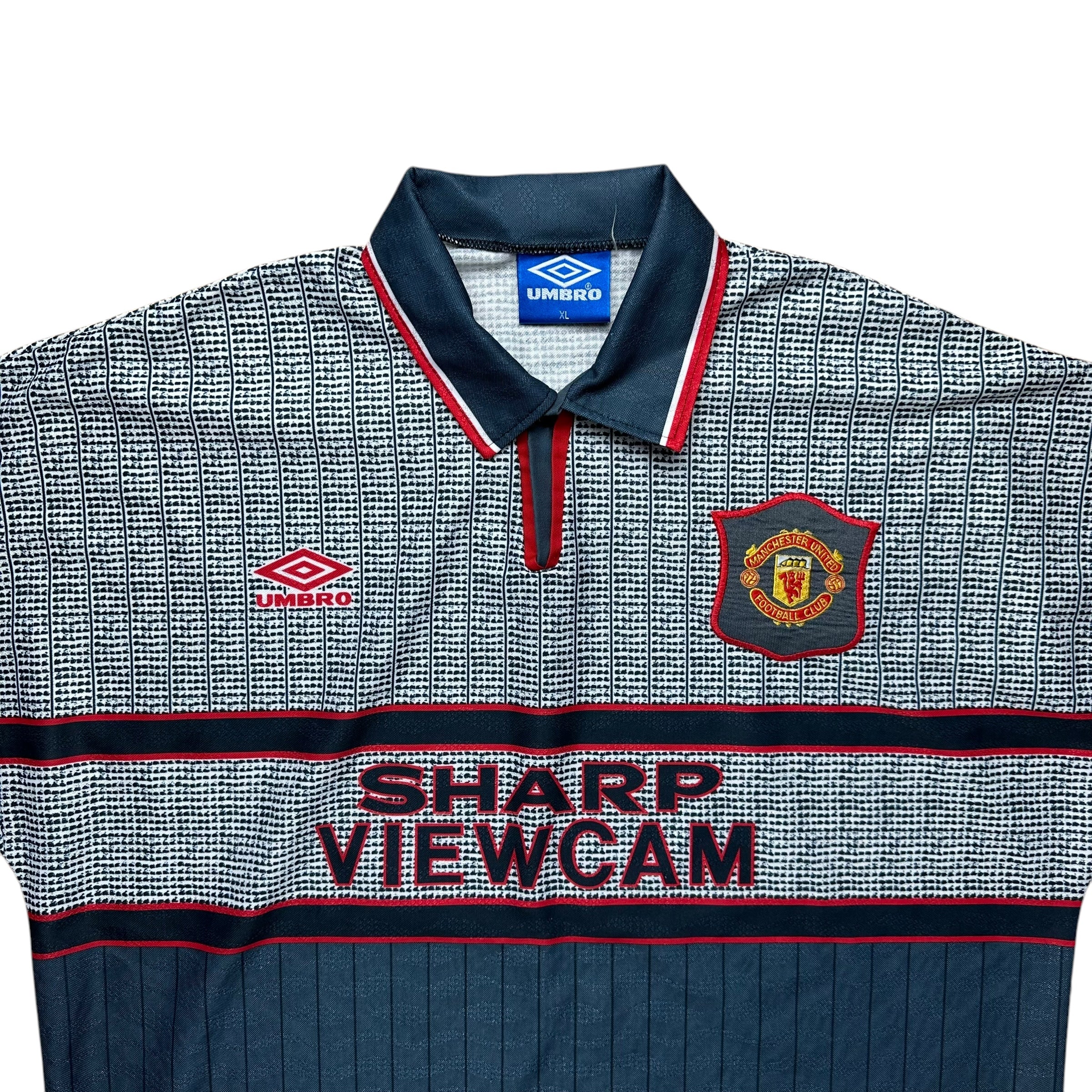 Manchester United 1995-96 Away Shirt (XL)
