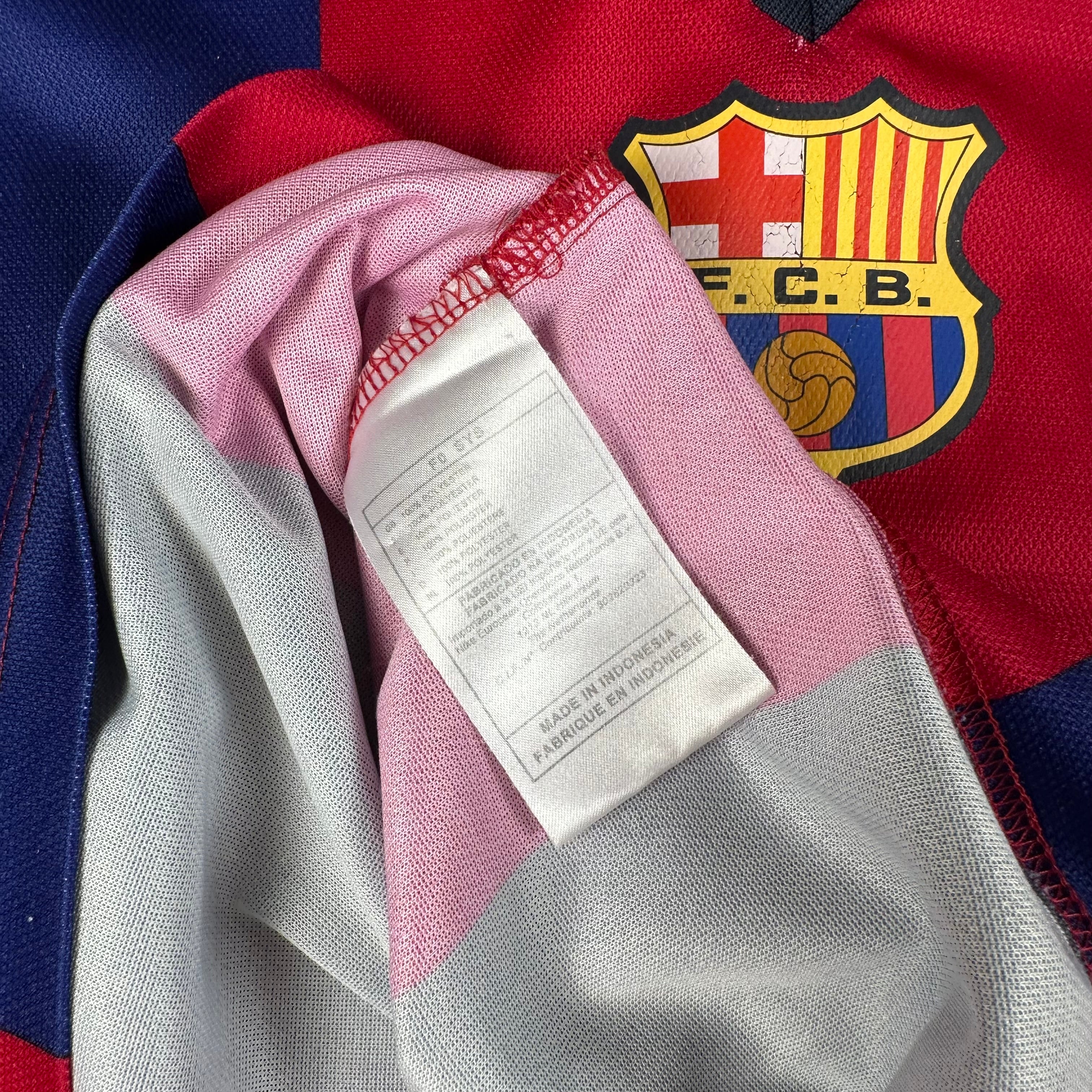 Barcelona 2000-01 Home Shirt (L) Rivaldo #10