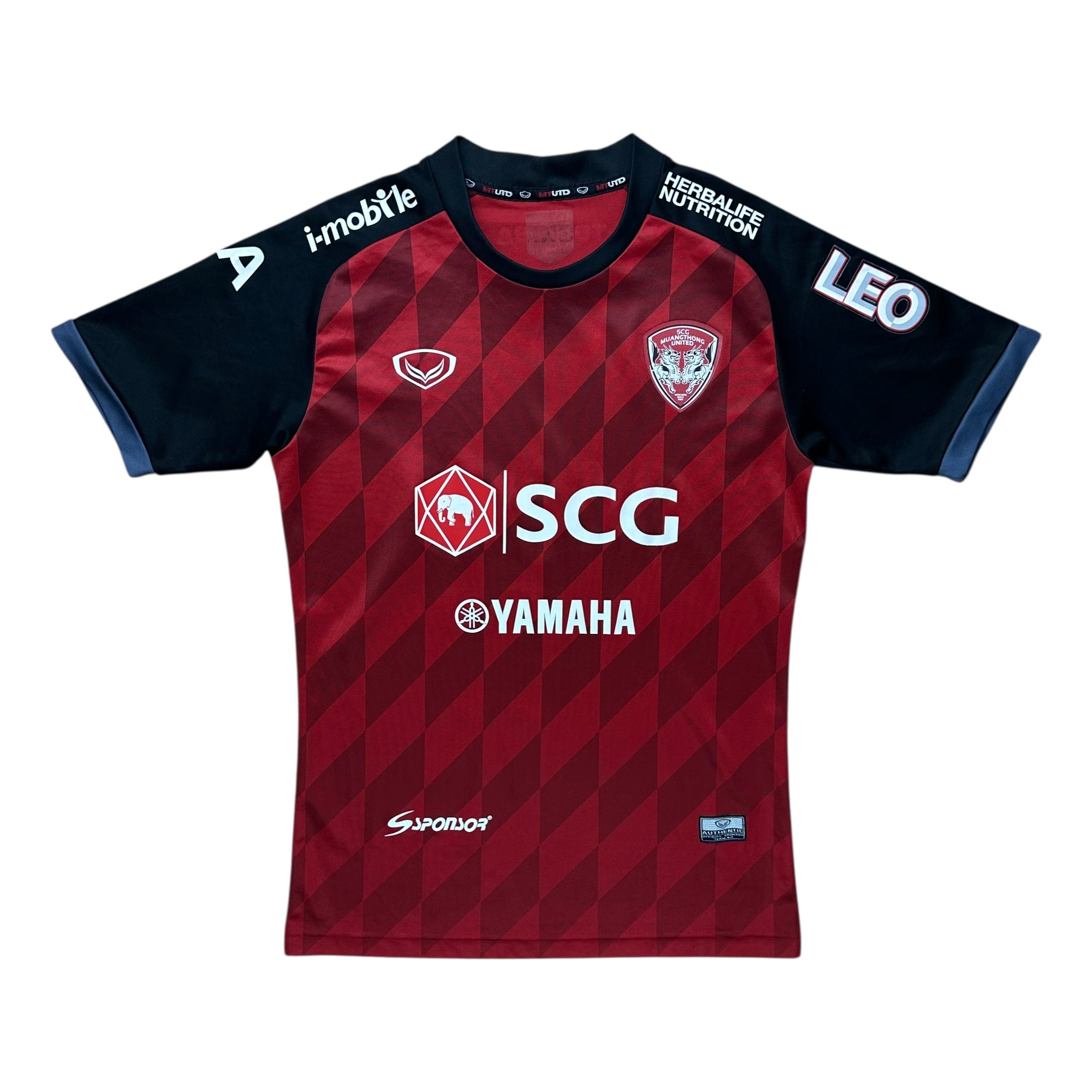 Muangthong United 2015-16 Home Shirt (M)