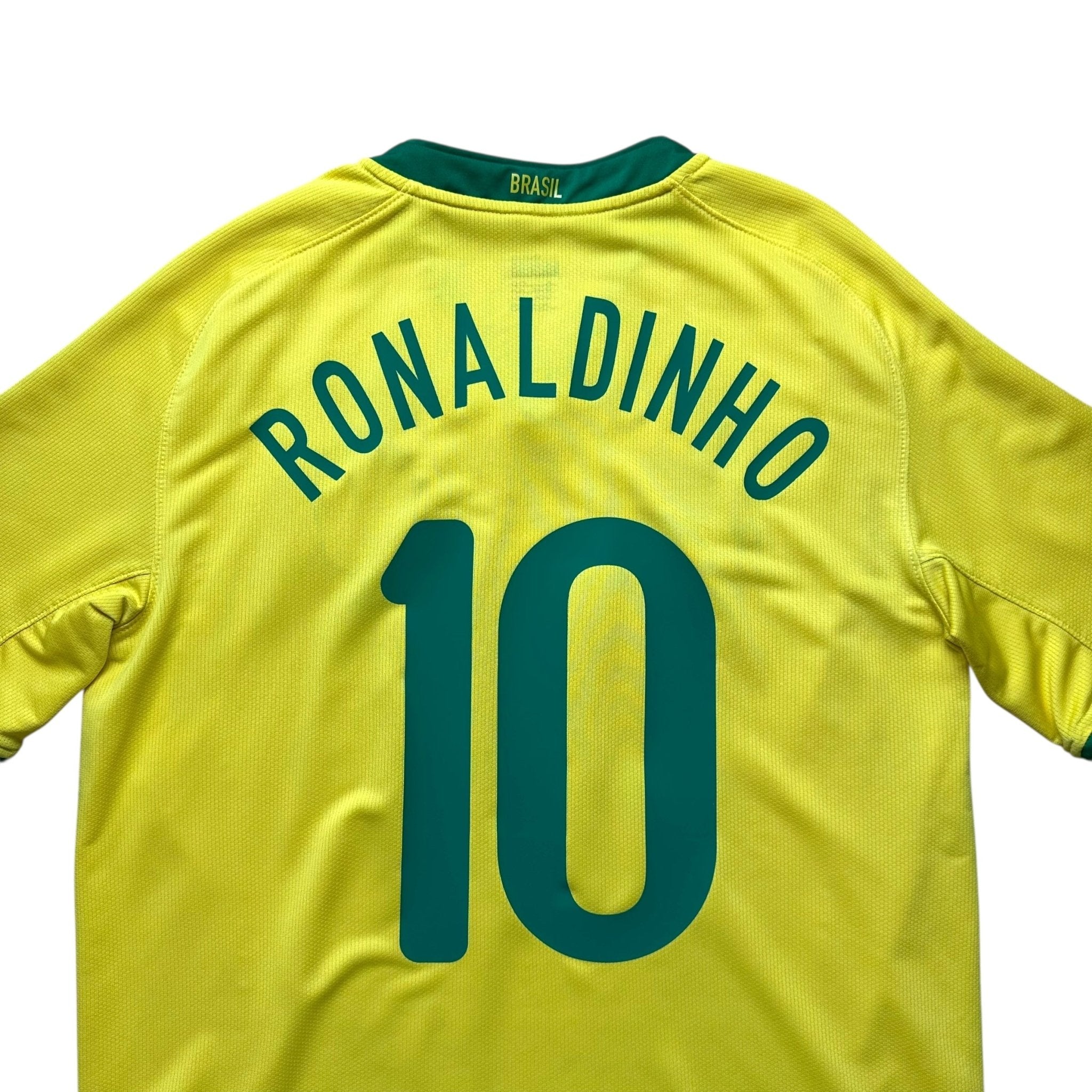 Brazil 2008 Home Shirt (M) Ronaldinho 10 - Kitplug