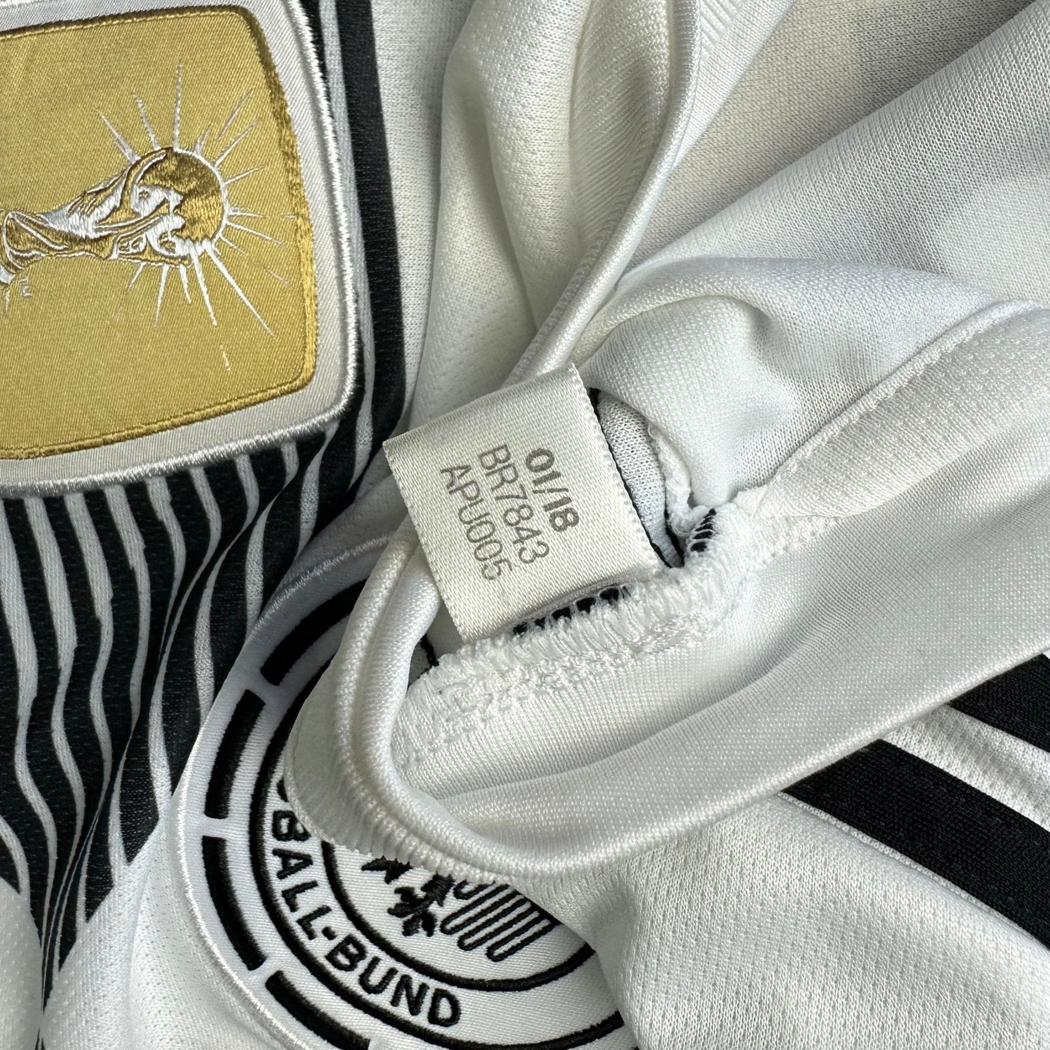 Germany 2018 Home Shirt (Multiple Sizes) Kroos 8 - Kitplug