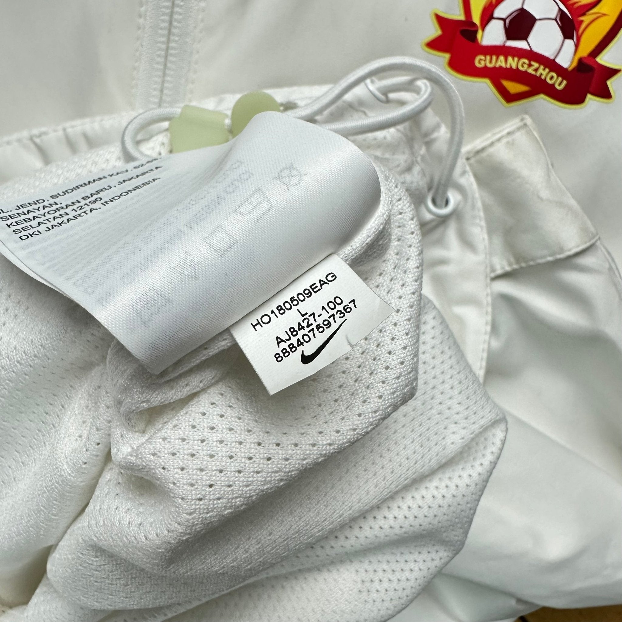 Guangzhou FC 2018 - 19 Training Jacket (L) BNWT - Kitplug