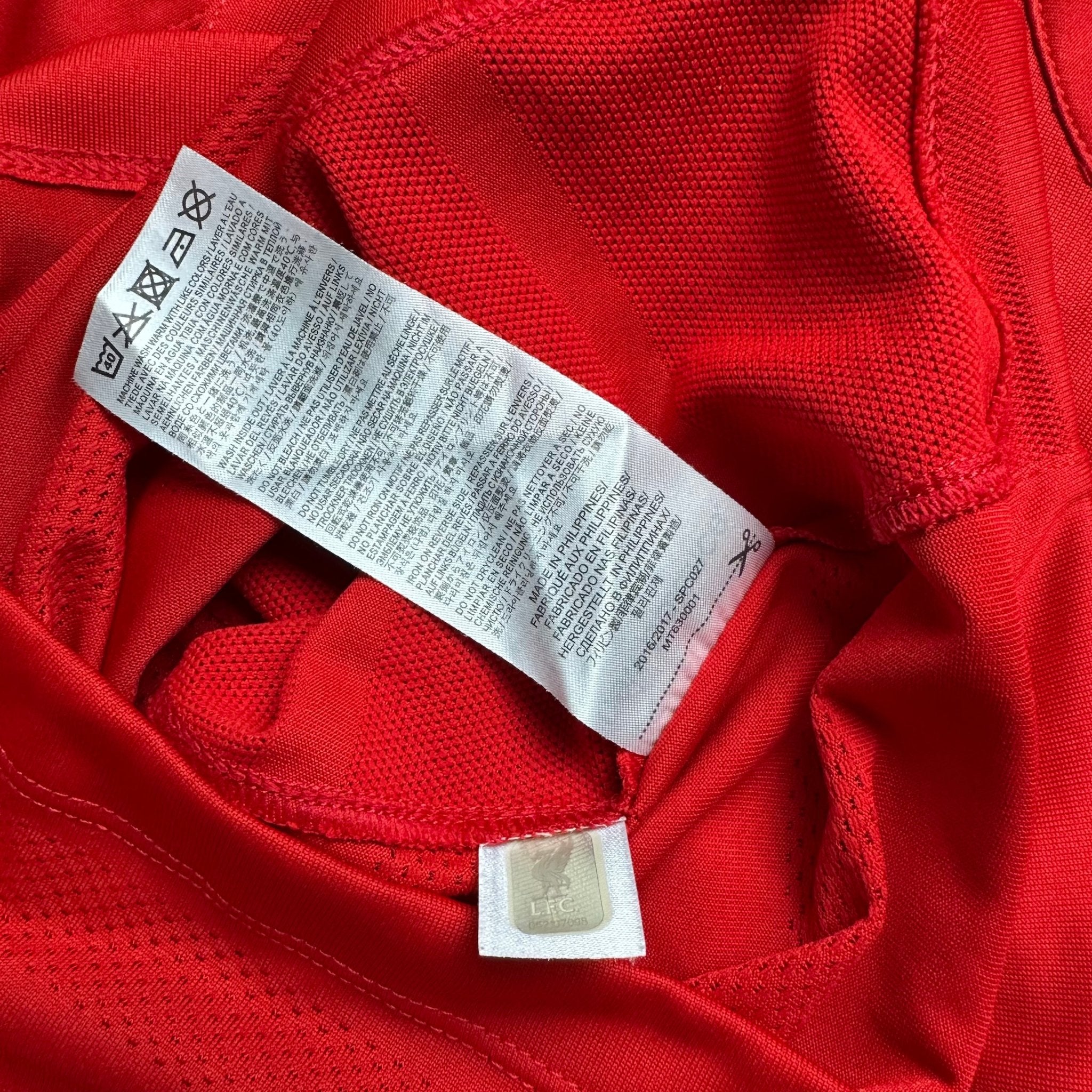 Liverpool 2016 - 17 Home Shirt (S) Coutinho 10 - Kitplug