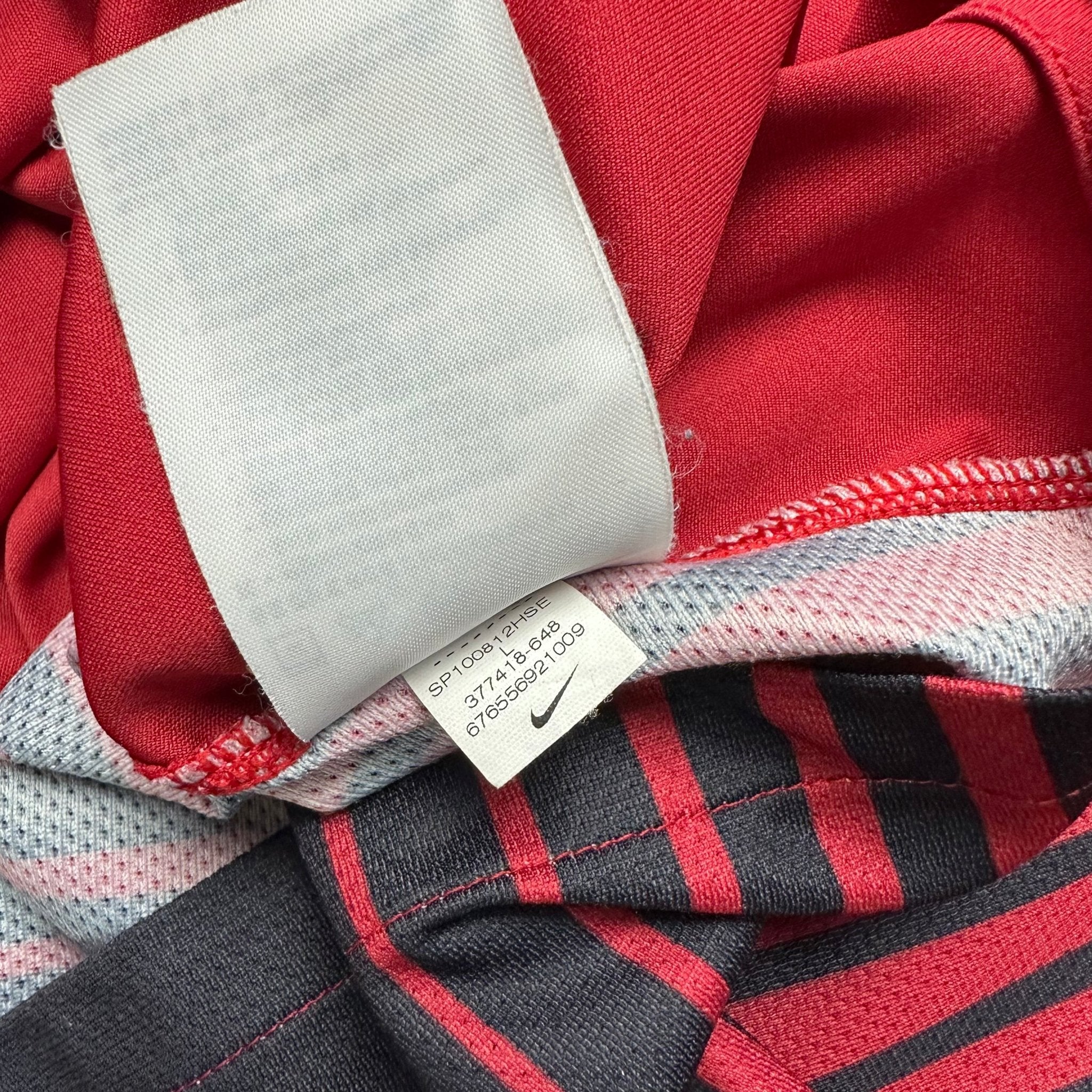 Manchester United 2010 - 11 Training Shirt (L) - Kitplug