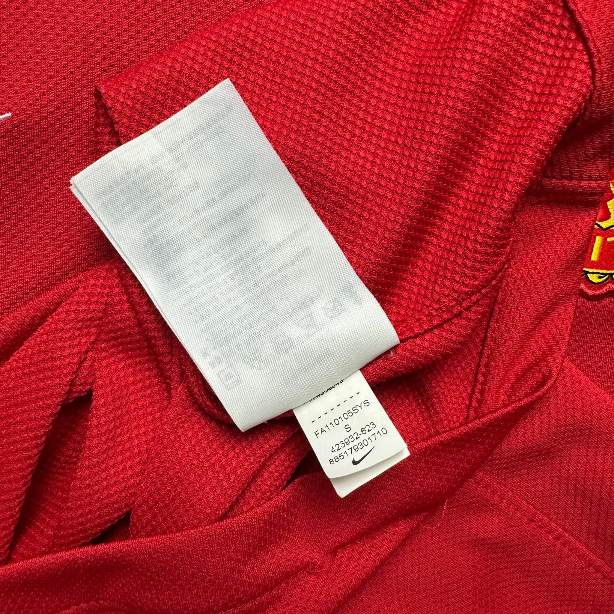 Manchester United 2011 - 12 Home Shirt (S) Jones 4 - Kitplug