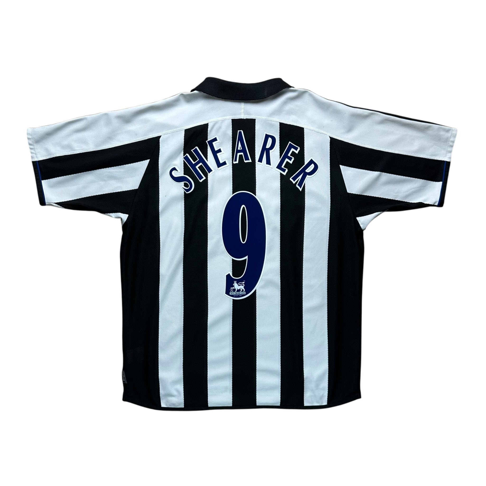 Newcastle 2003 - 05 Home Shirt (L) Shearer 9 - Kitplug