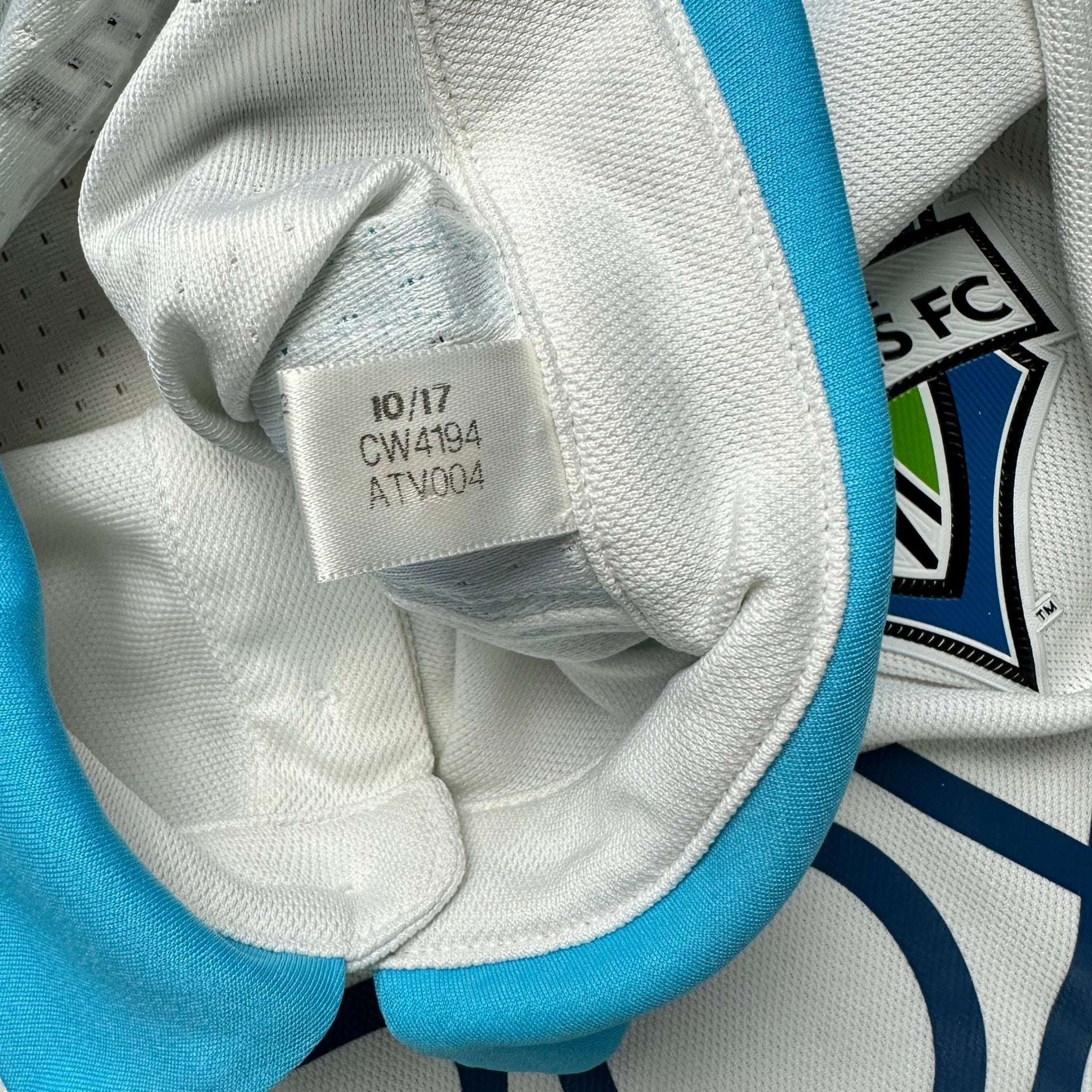 Seattle Sounders 2017 Away Shirt (M) - Kitplug